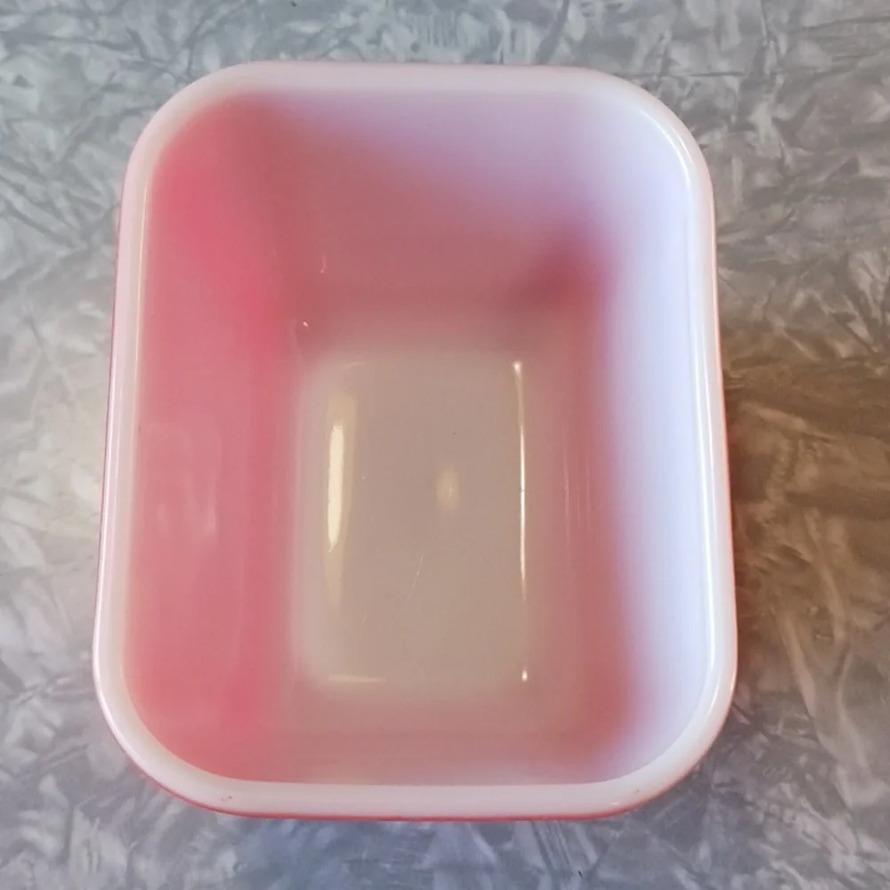 Pyrex~ Primary Red Small Refrigerator Dish - Picture 6 of 10